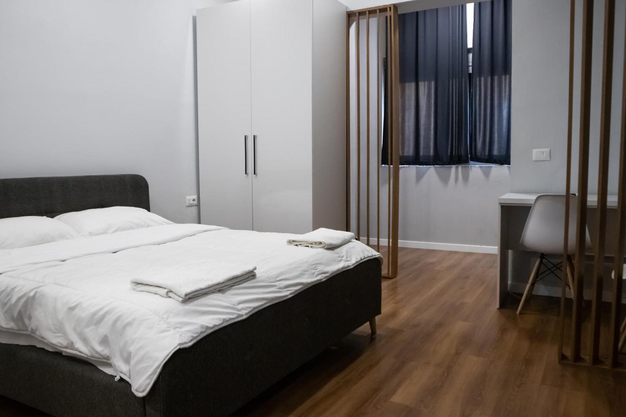 Be Solei Studio Apartments Sol 1 Tirana Eksteriør billede